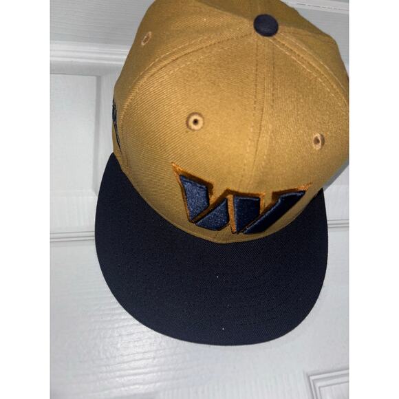 Men's New Era Tan/Navy Washington Commanders Wordmark Wheat 59FIFTY fitted hat - Picture 1 of 5